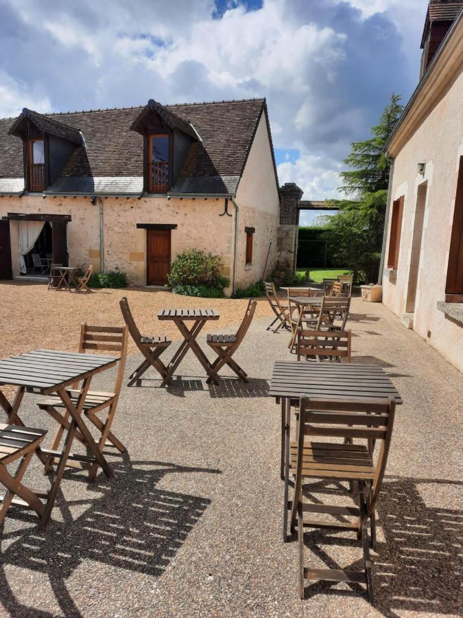La Maison Genevier - Chambre Doréline Montreuil-en-Touraine Exterior foto